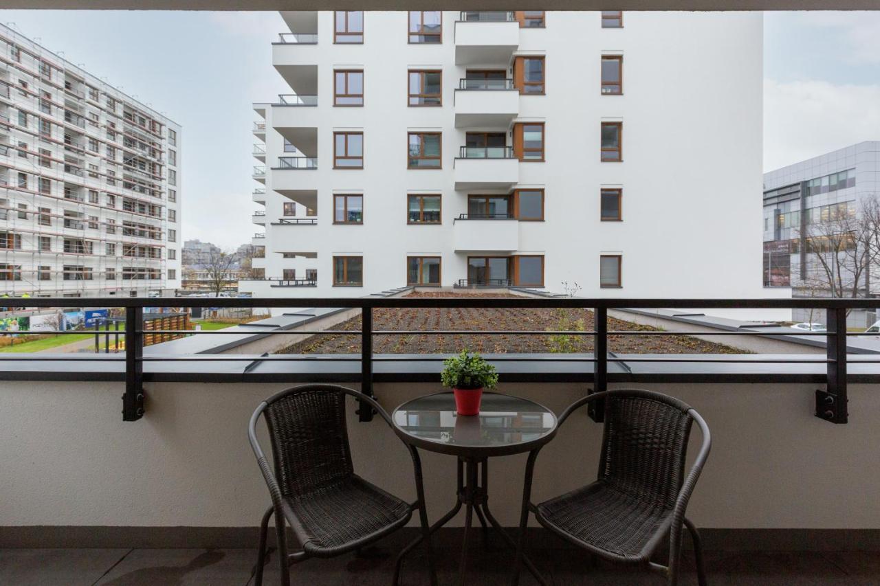 Tessan'S Suite Mokotow By Renters Prestige Warsaw Exterior photo